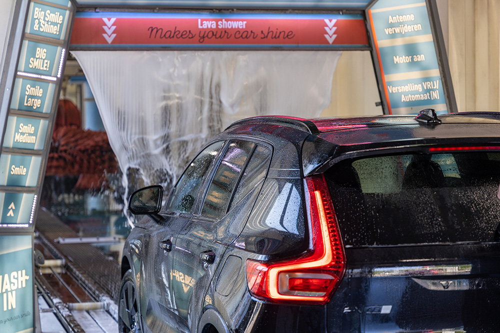 Wash-In Auto in wasstraat